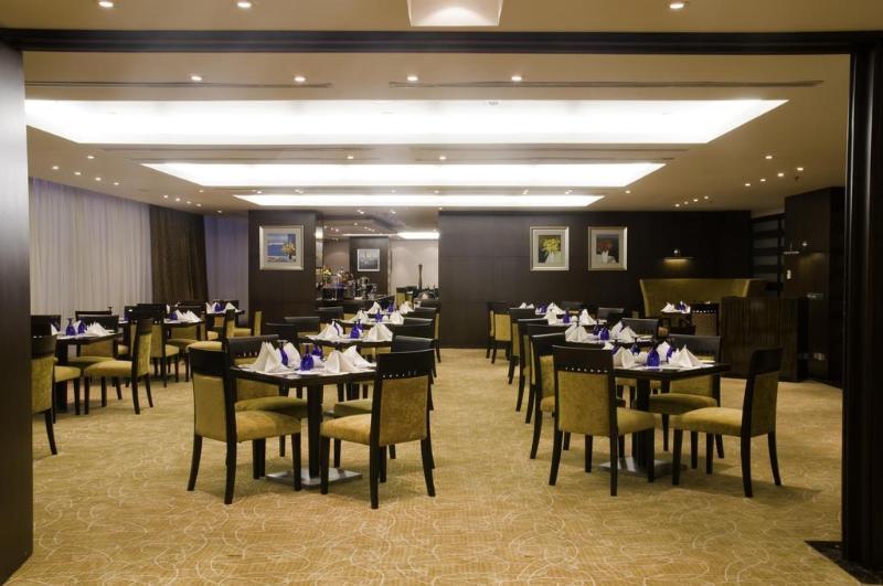 Joudyan Red Sea Mall Jeddah By Elaf Luaran gambar The interior of the lounge