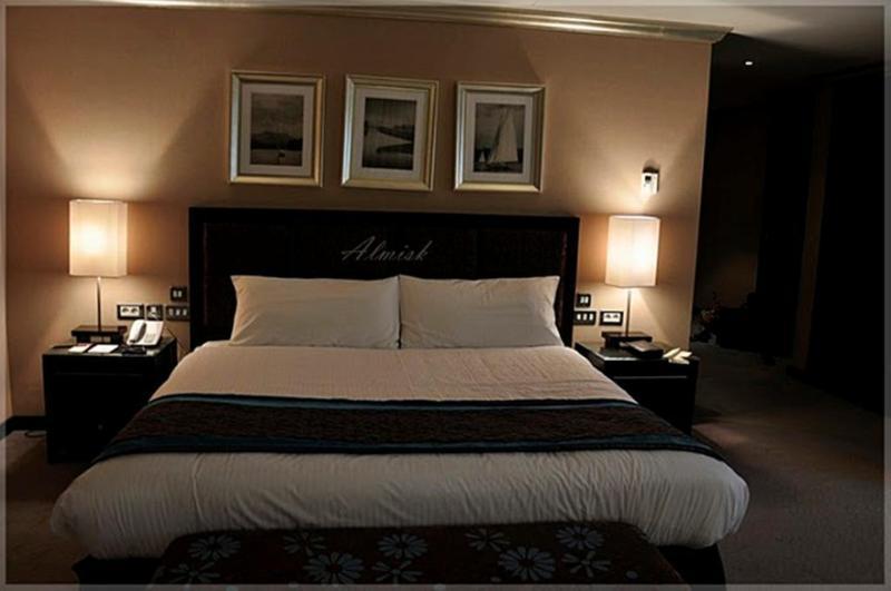 Joudyan Red Sea Mall Jeddah By Elaf Luaran gambar A bedroom at the hotel